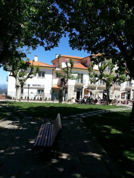 Hotel Covilhã Jardim Exterior foto